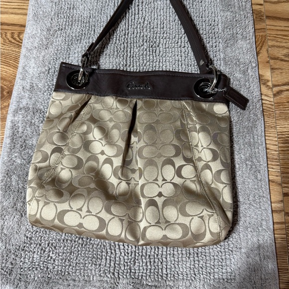 Vintage Coach Tan and Brown Signature Shoulder Bag - Picture 1 of 11